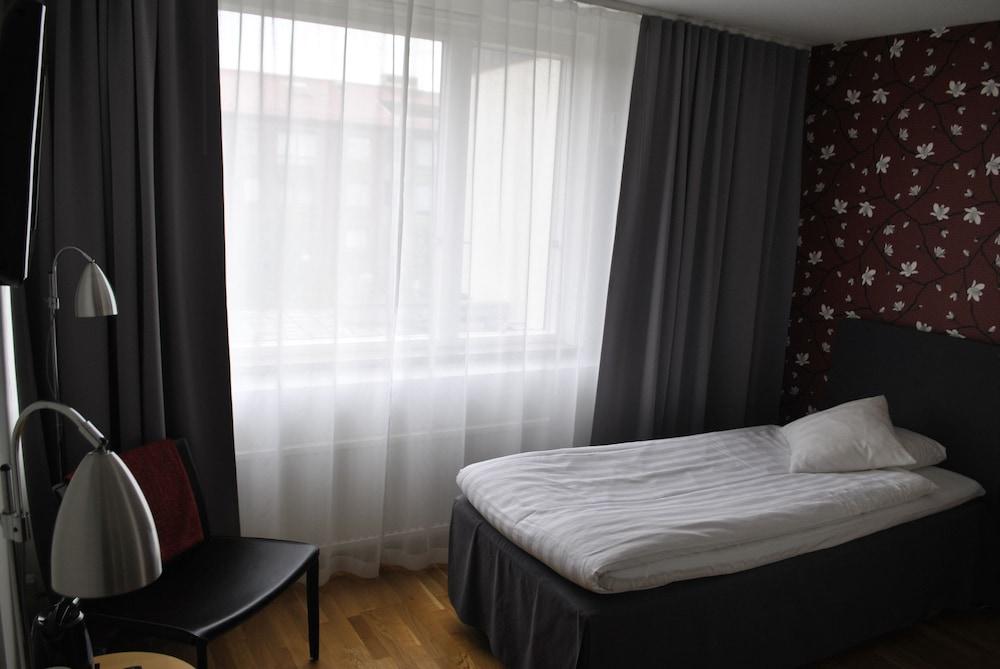 City Central Hotel Oerebro By First Hotels Exterior foto